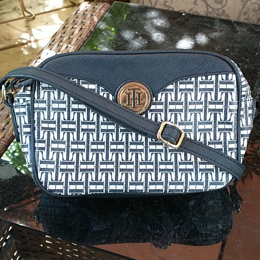 Tommy Hilfiger Crossbody Monogram Bag - Picture 1 of 10